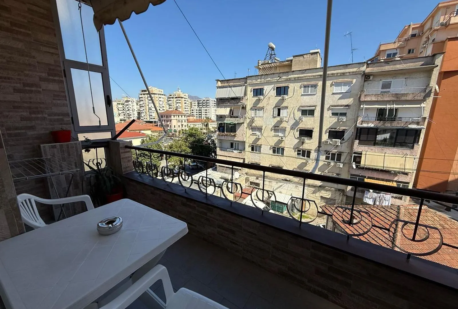 Juli'S Central Spot Tirana Apartamento